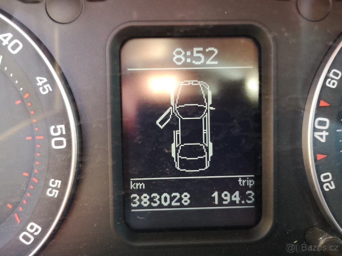 Škoda Octavia II 1.9 TDI automat DSG - 2