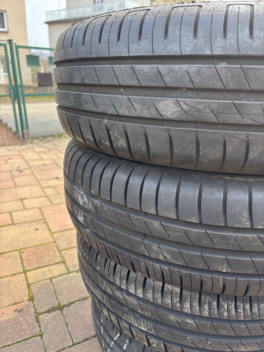 Pneu Letní 185/65 R15 - 2