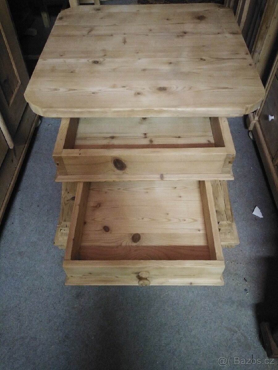 Konferenční stolek - 2