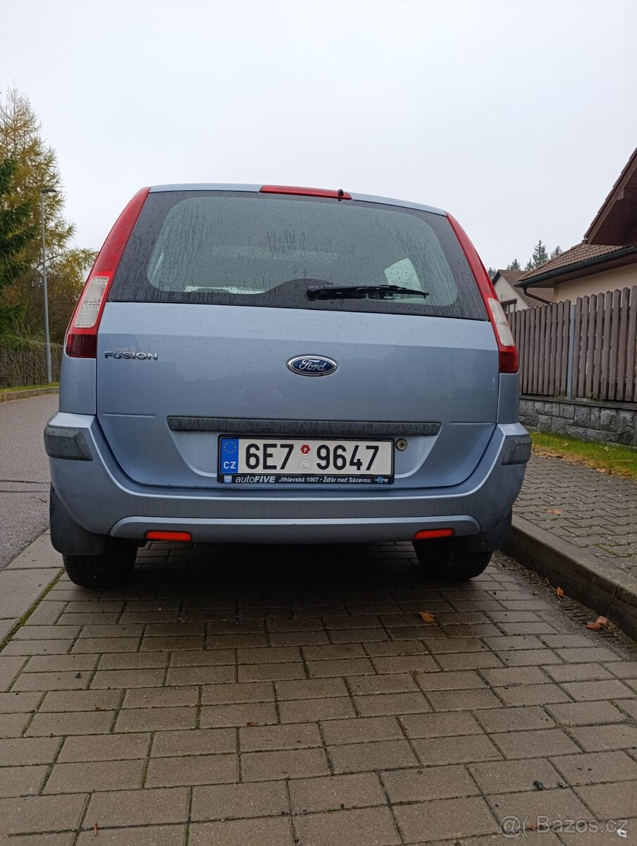 Ford Fusion 1.4 benzín - 2