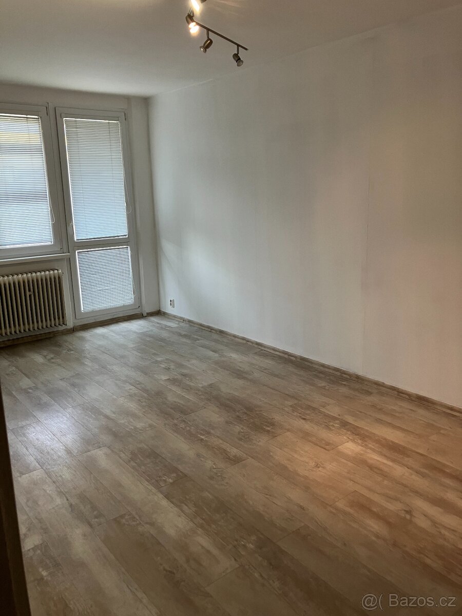 Pronájem 2+KK, Josefa Suka 1592/3, Most - 2