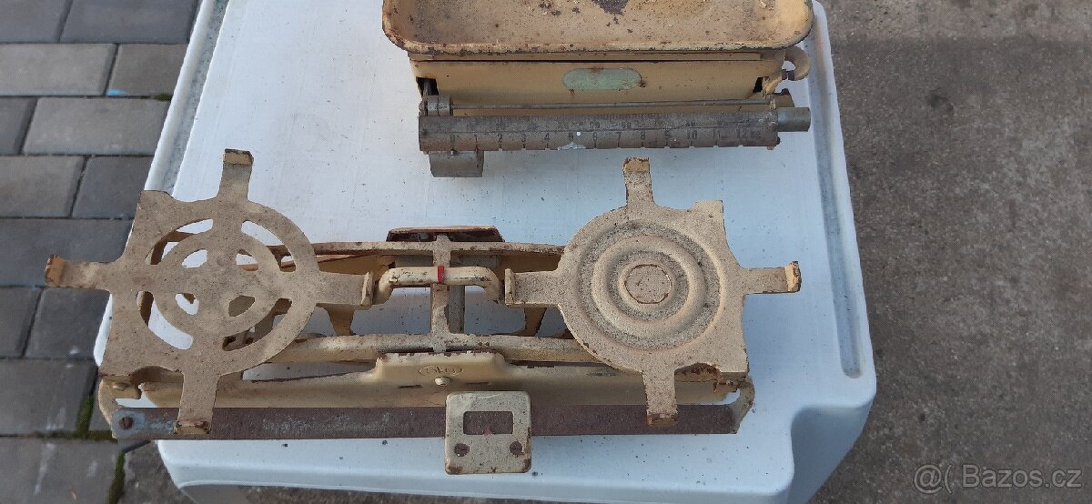 starožitné váhy, 3ks - různé - 2