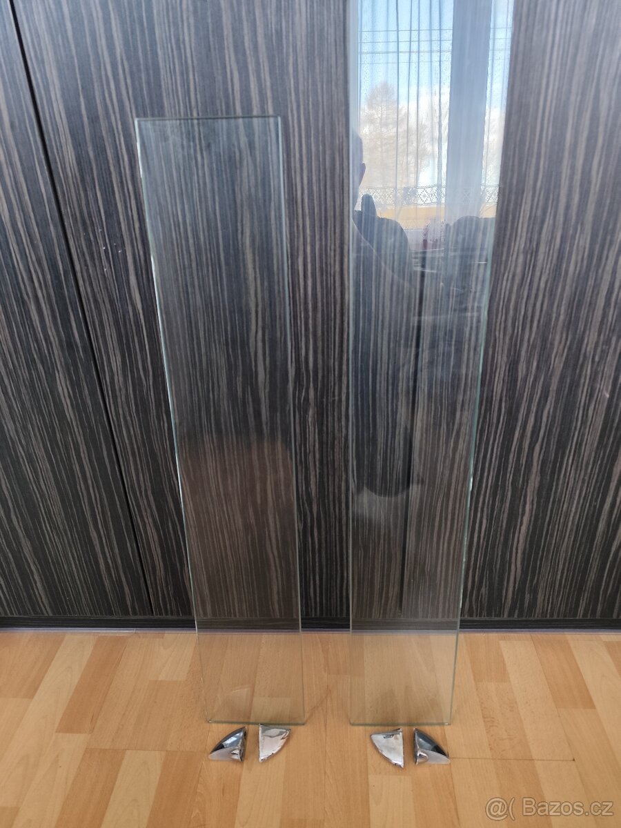 Skleněné police s držáky na zeď - 2