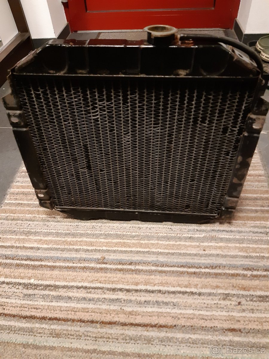 Prodám originál chladič motoru Ford Taunus, Capri, Escort - 2