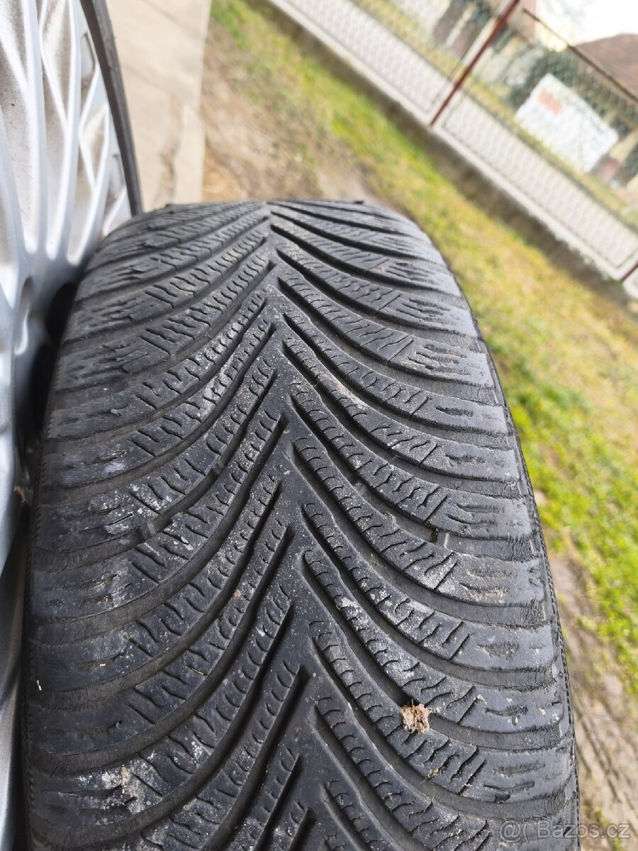 215/50 r17 zimní - 2