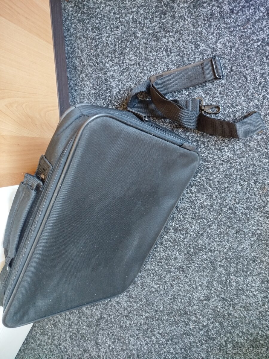 Brašna na notebook. - 2