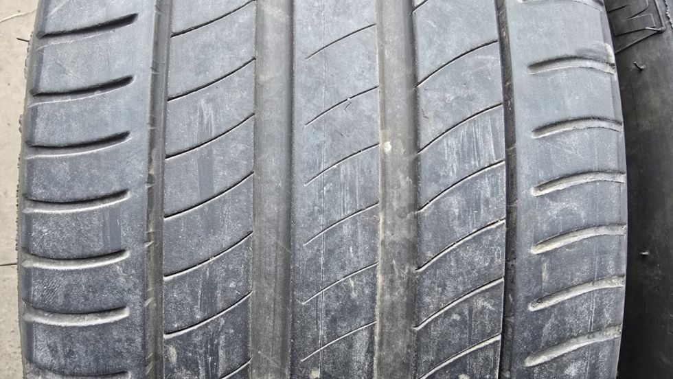 Letní pneu 245/40/19 Michelin Run Flat - 2