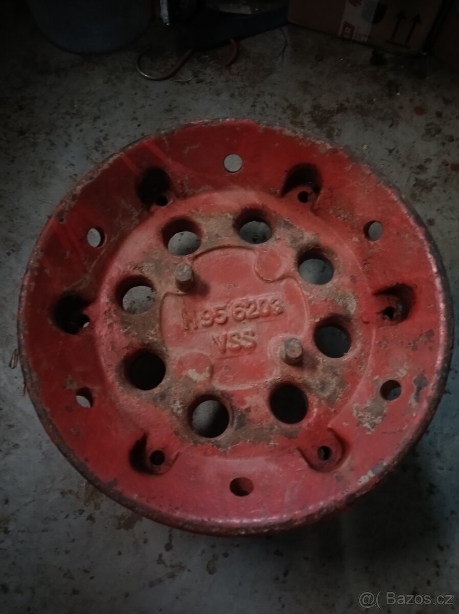 Hříbek zetor 3011 - 2