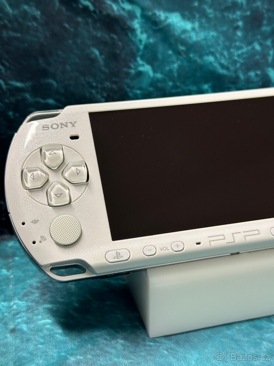 PSP 3000 perleť - 2