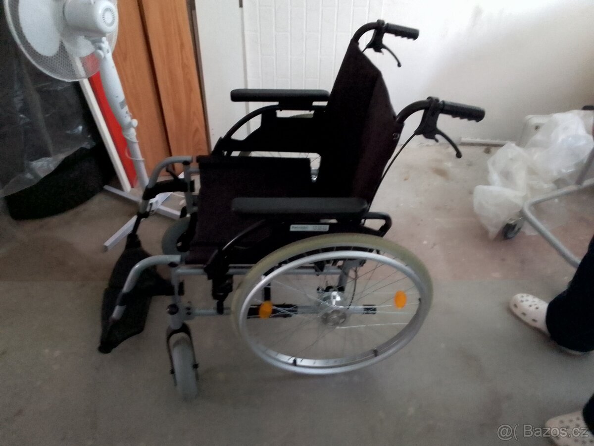 Invalidní vozík - 2