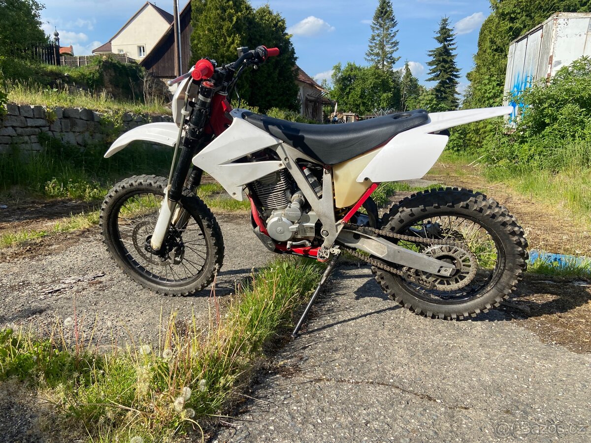 Ajp 240 pr4