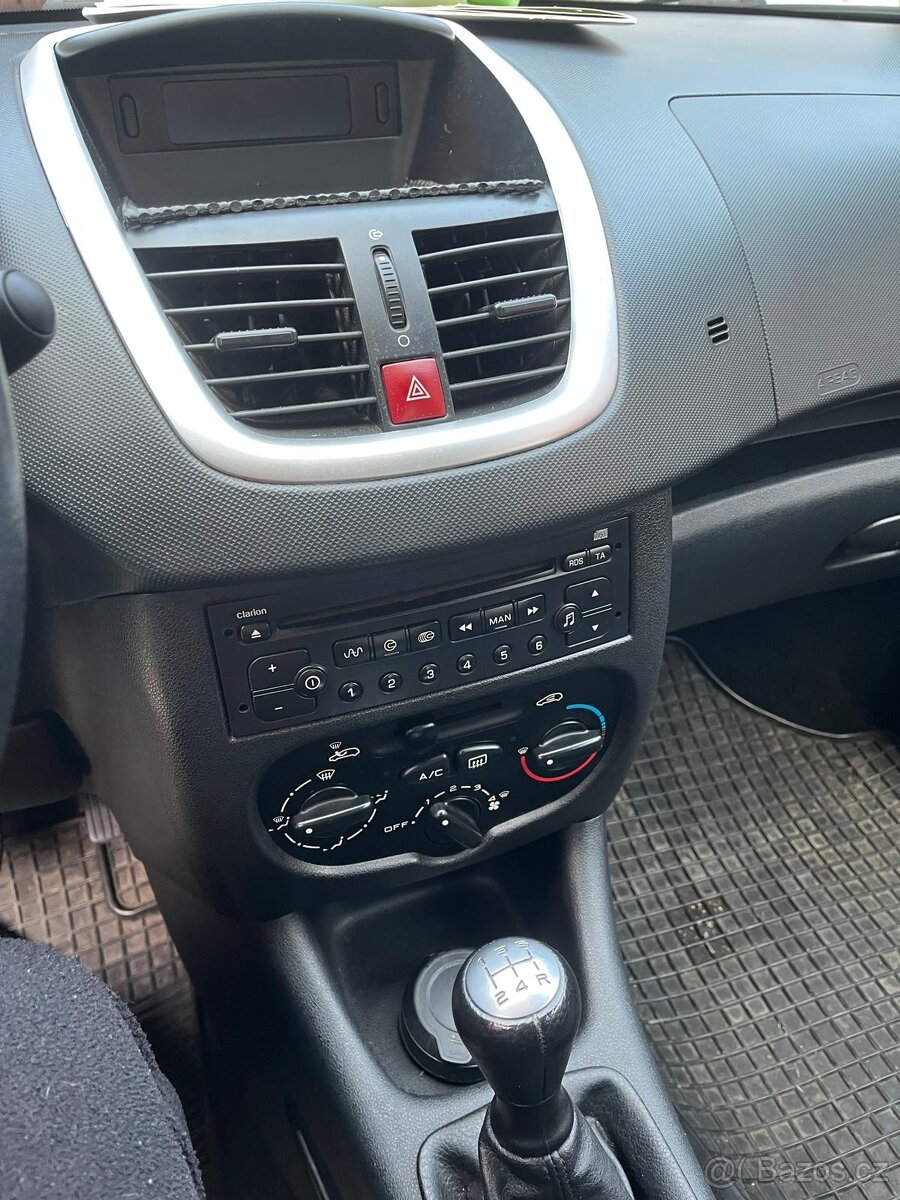Peugeot 206+ - 2