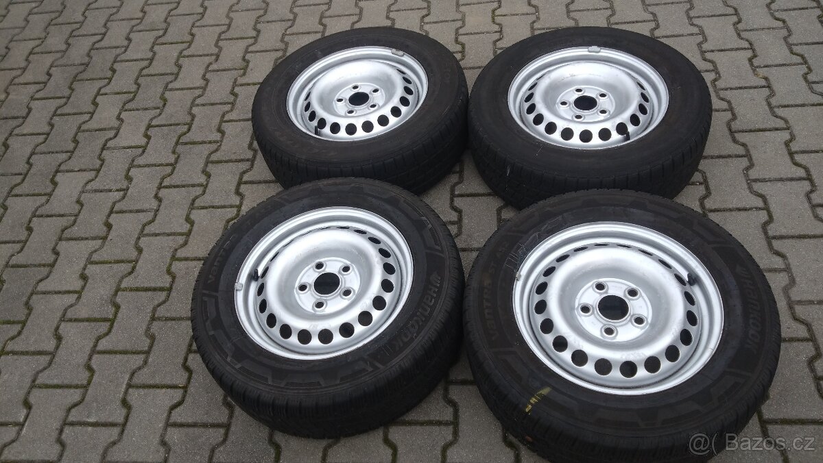 4 zimní pneu 215 65 16 C + disky 5x120 VW T5 T6 - 2