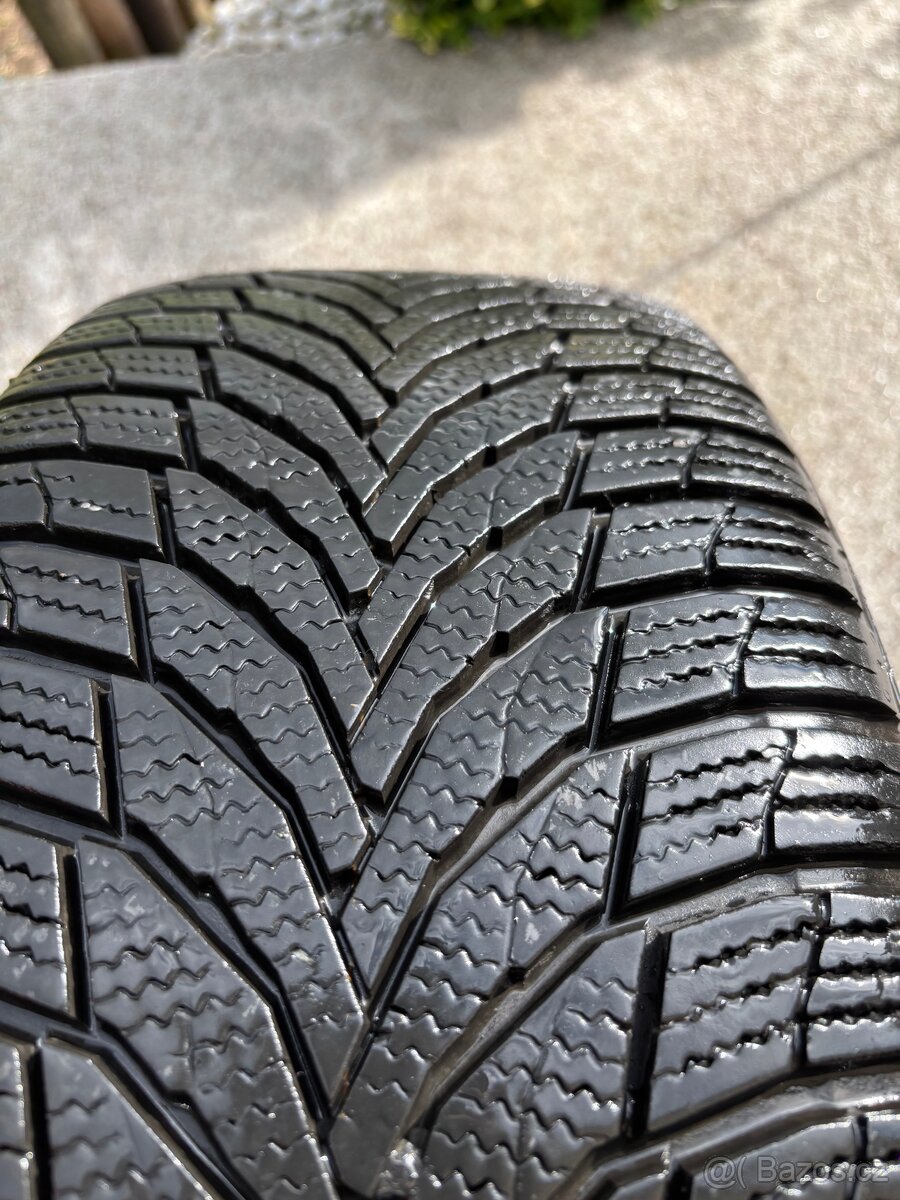 Sada zimních pneumatik 255/55R18 + alu disky 8Jx18 ET48 - 2