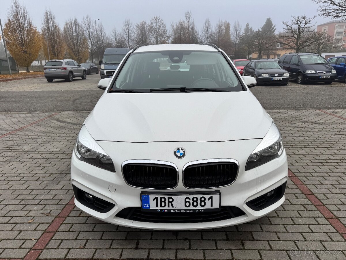 BMW Řada 2 218i GRAN TOURER - 2