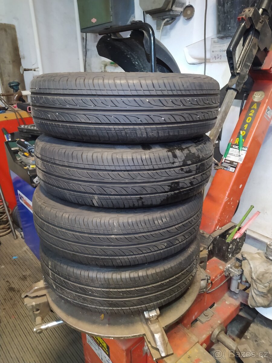 4x100 R13 škoda Felicia favorit - 2