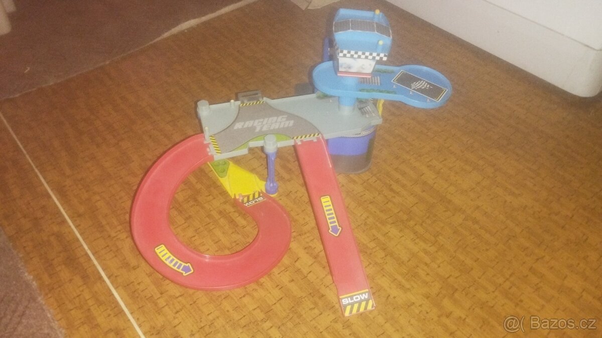 Plastová garáž - 2