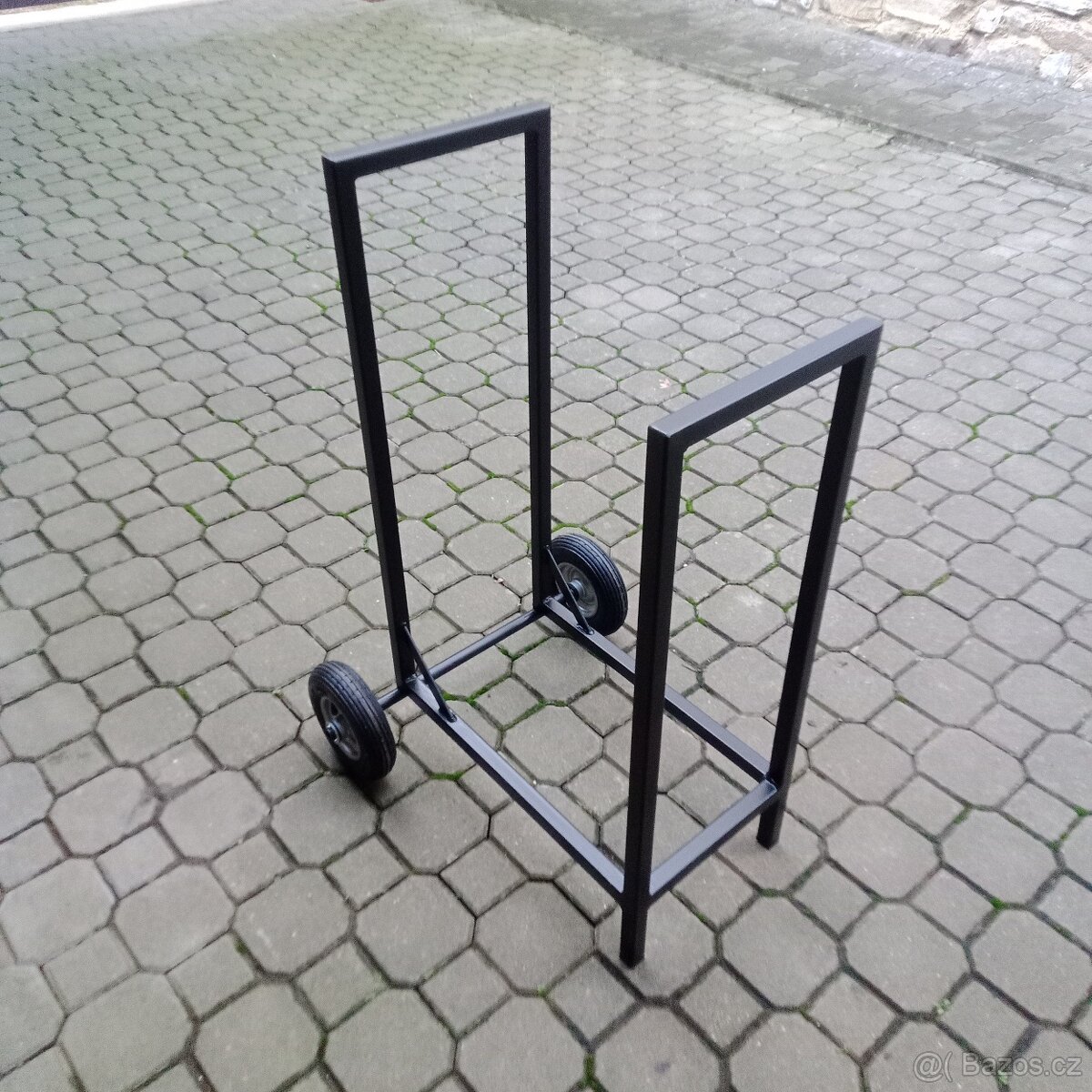 VOZÍK NA DŘEVO - 2