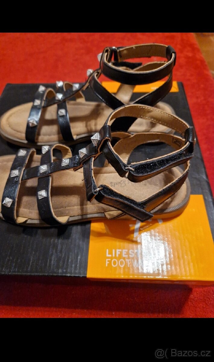 Dívčí sandály - 2