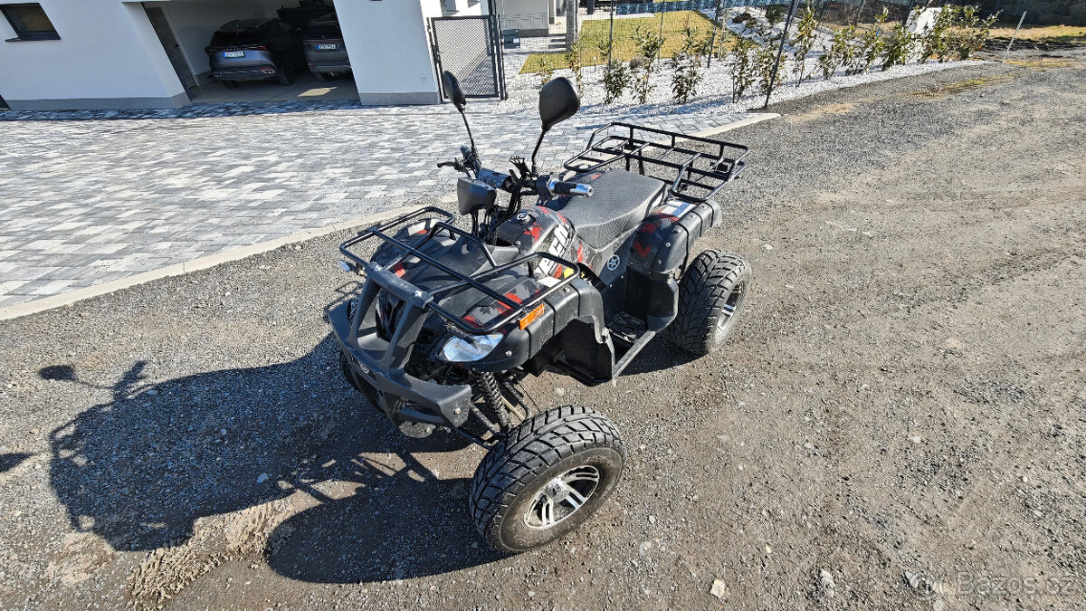 Elektrická čtyřkolka HECHT - 2