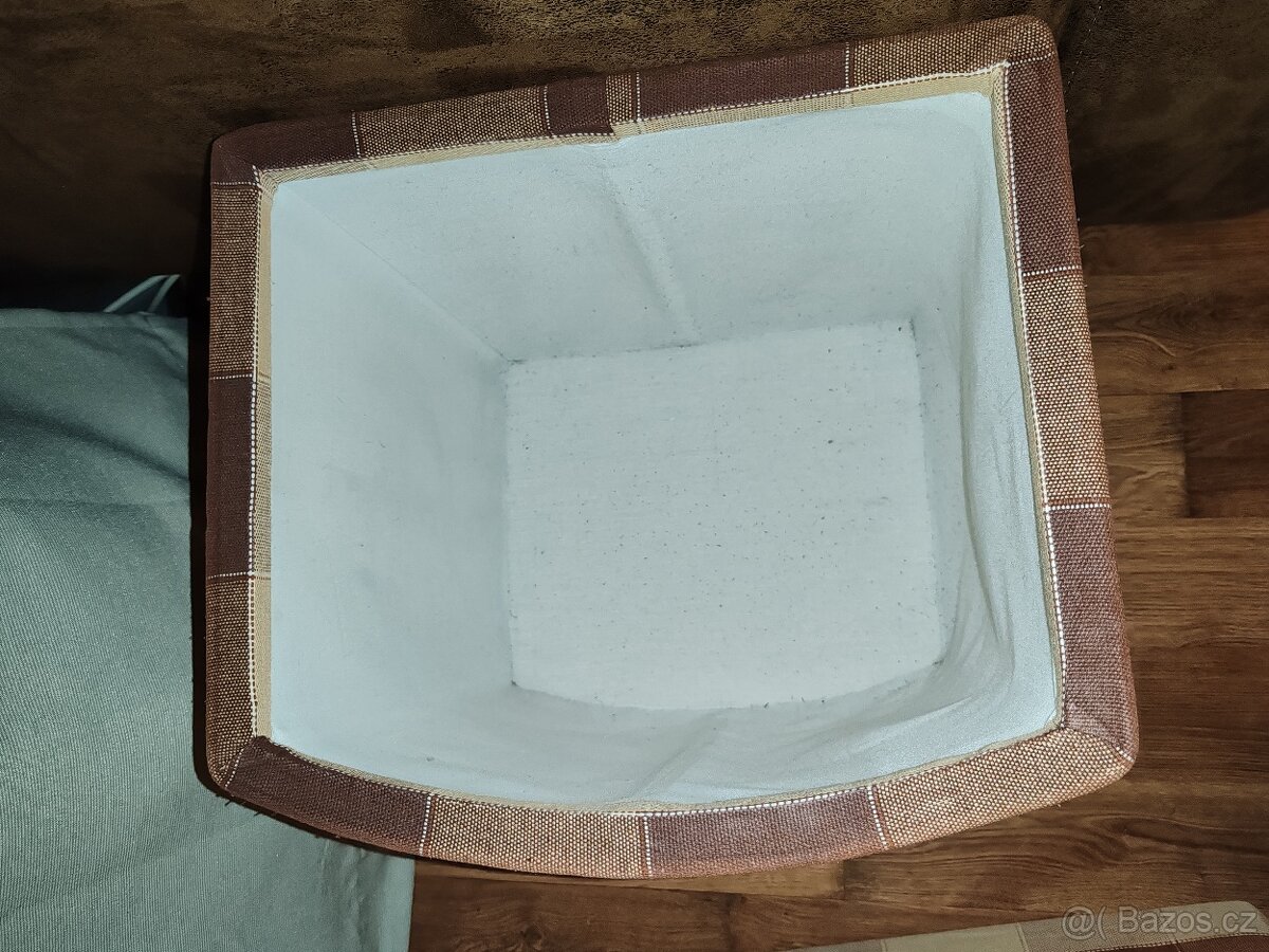 Taburet s uloznym prostorem - 2