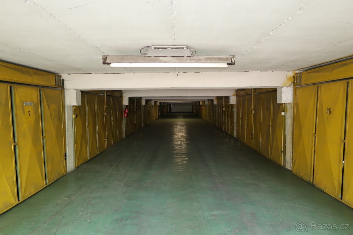 ==Sleva== Prodej garáže, 17 m², Praha, ul. Písečná - 2