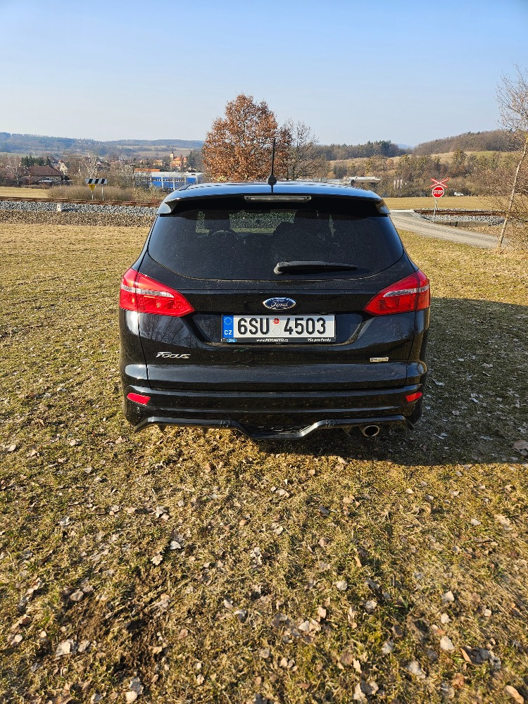 Ford focus ST Line - 2