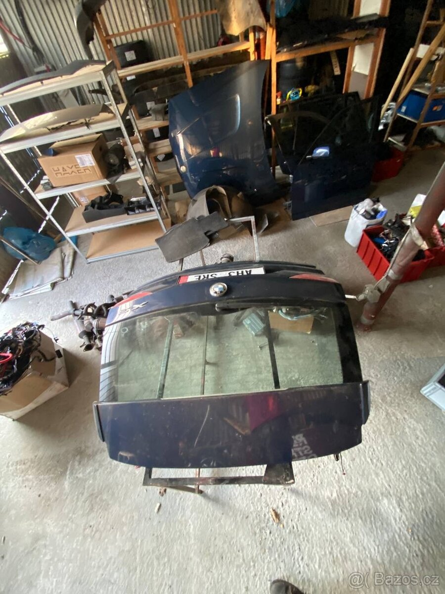 Dveře kufru X3 E83 - 2