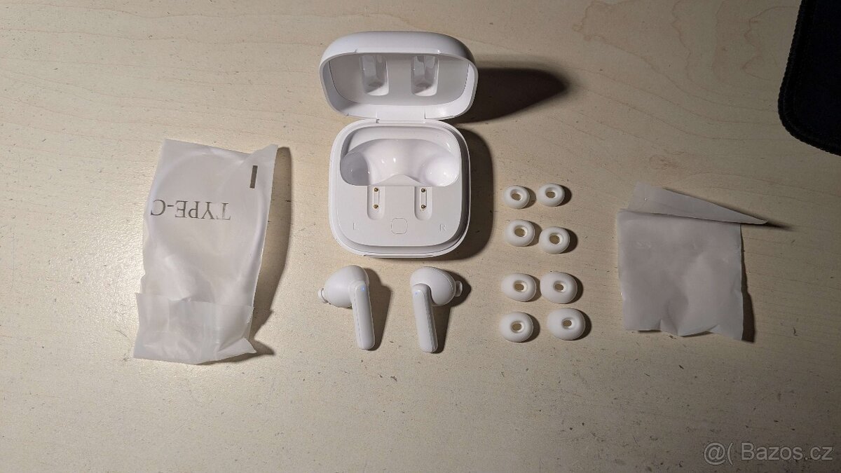 sluchátka qcy t13 anc - 2