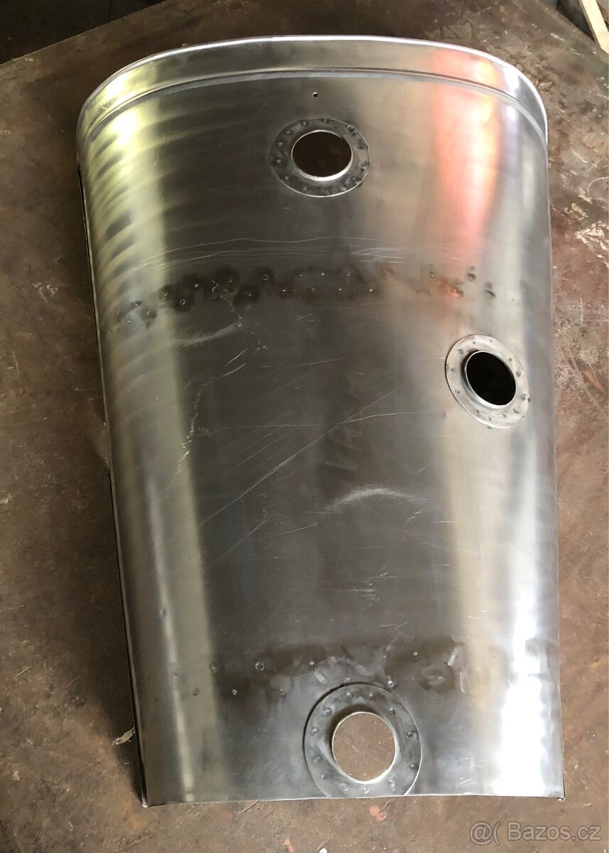 Kapota, traktor Škoda30 - 2