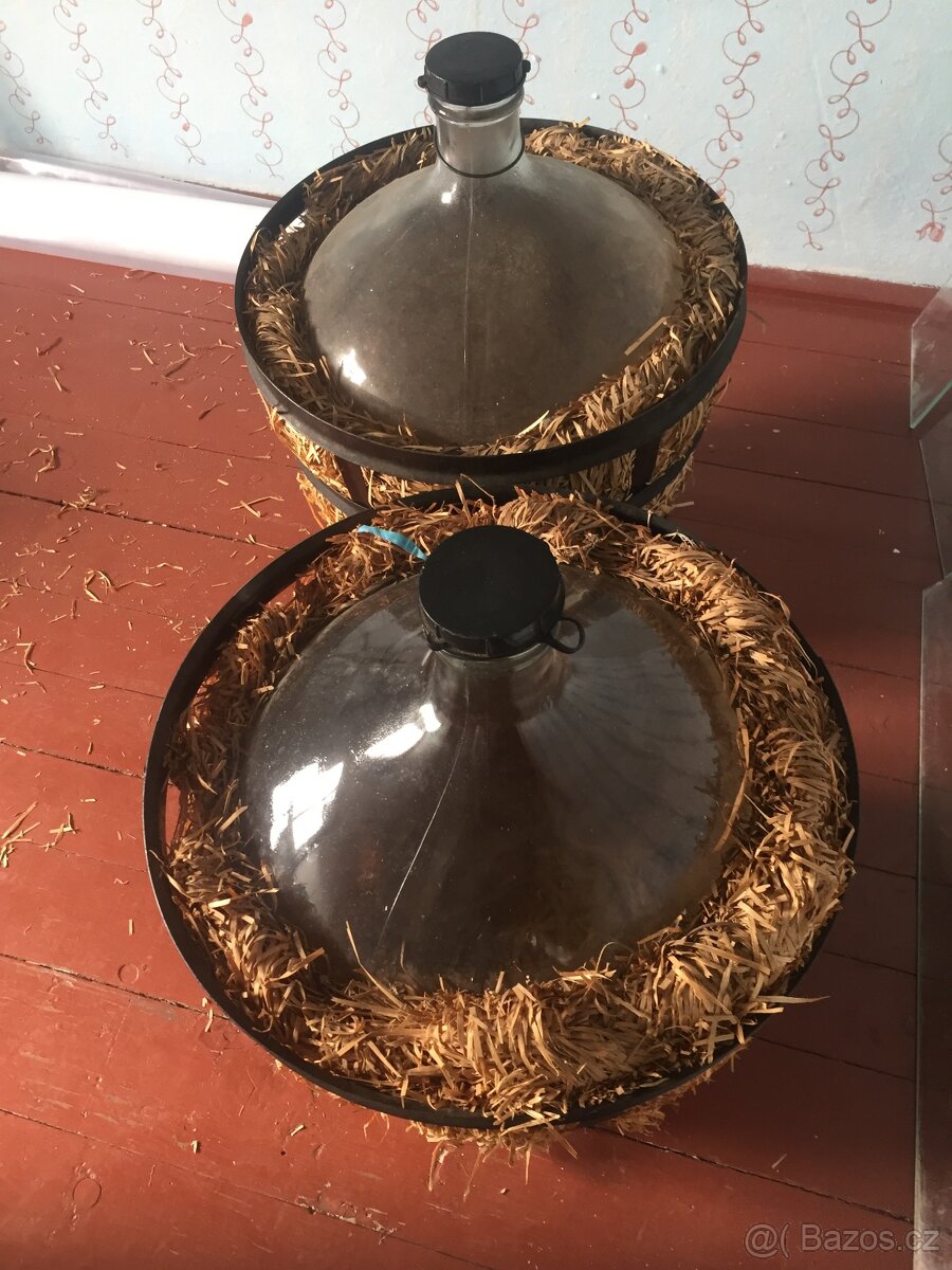 Demižón 50 litrový. - 2