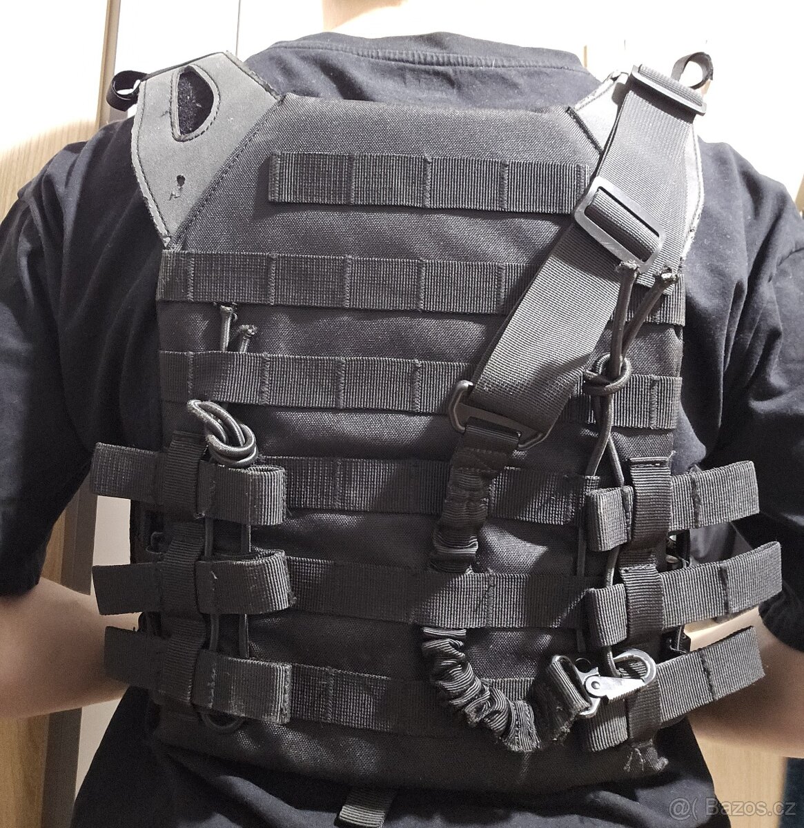 Černá Vesta JPC - 2