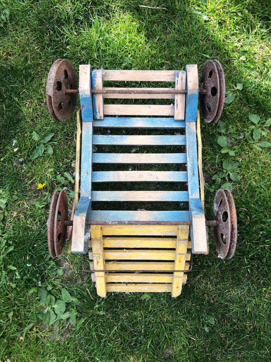 Kočárek pro panenku - 2