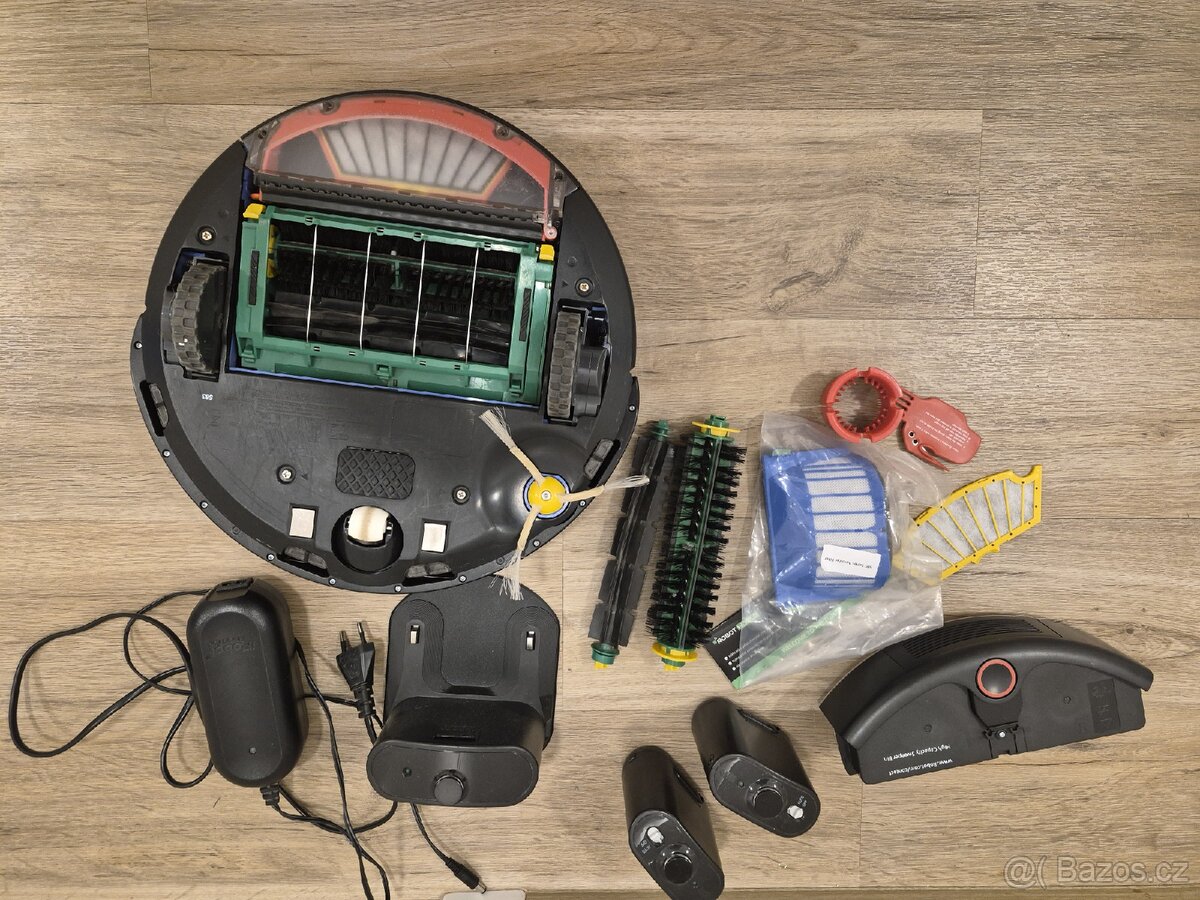 Roomba 563 PET – robotický vysavač + příslušenství - 2