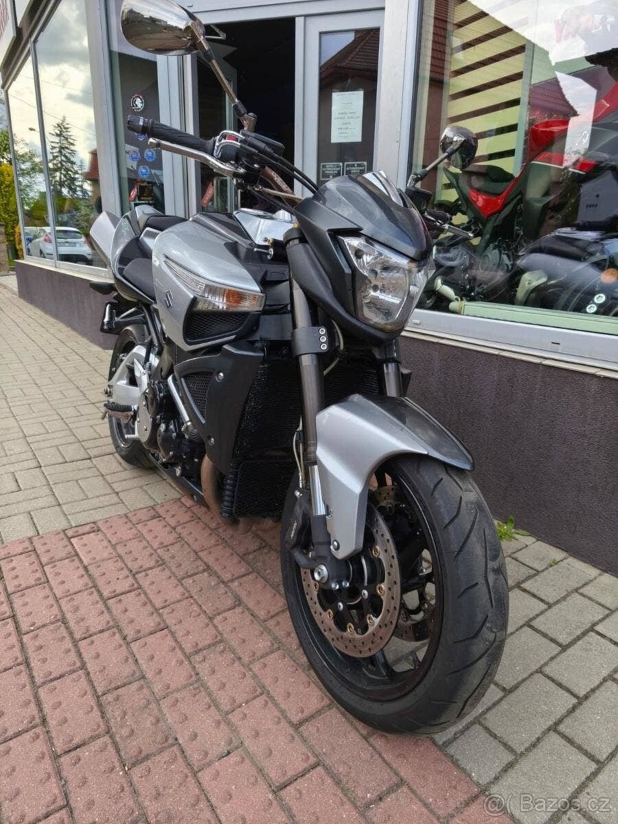 SUZUKI B-KING - 2