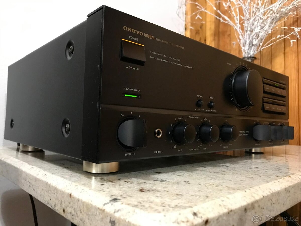Onkyo A-8650 Top stav - 2