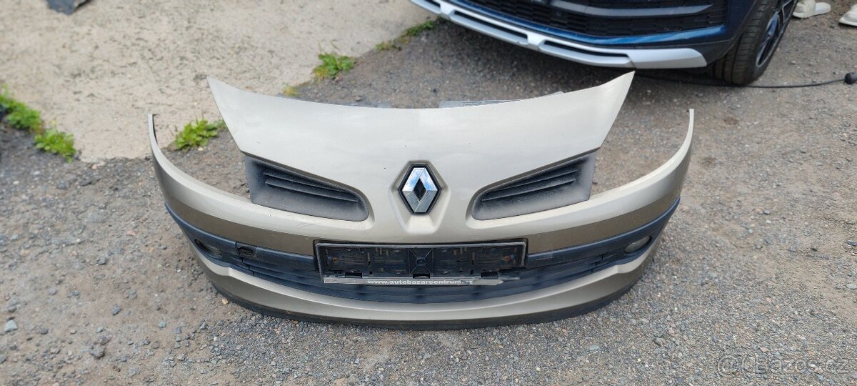 Přední nárazník Renault Clio MK3 - 2