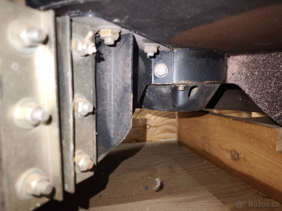 Rozmetač plev na kombajn CNH - 2