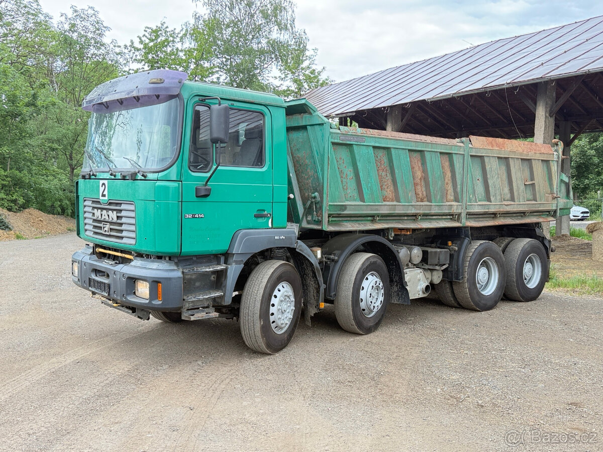 MAN 32.414 8x4 MANUAL EURO 2 - 2