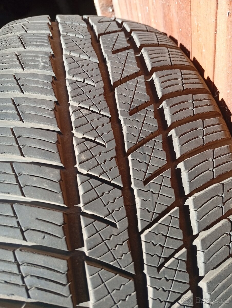 Barum Polaris 215/60 r17 - 2