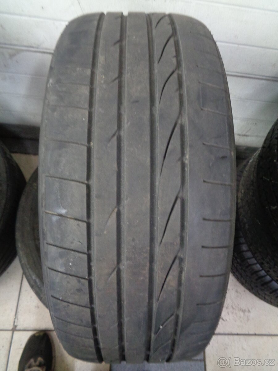 255/45 R20 BRIDGESTONE (cca 5,5mm) č.10522/b4 - 2
