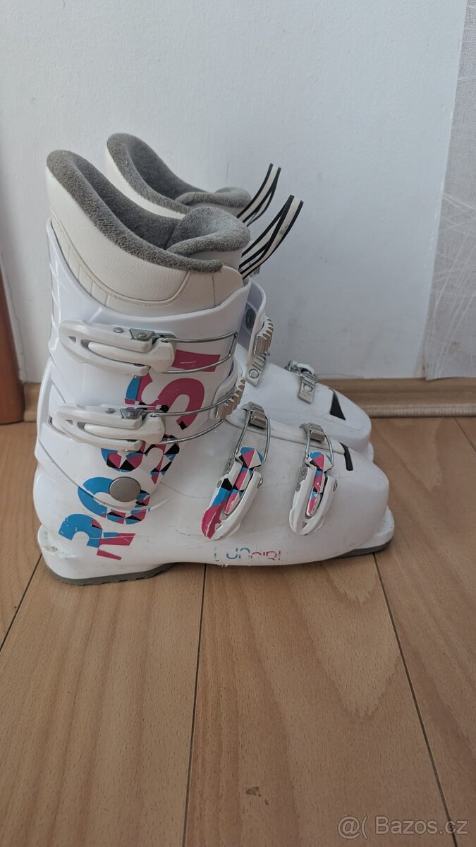 Lyžařské boty dětské - zn. Rossignol 245 mm - 2