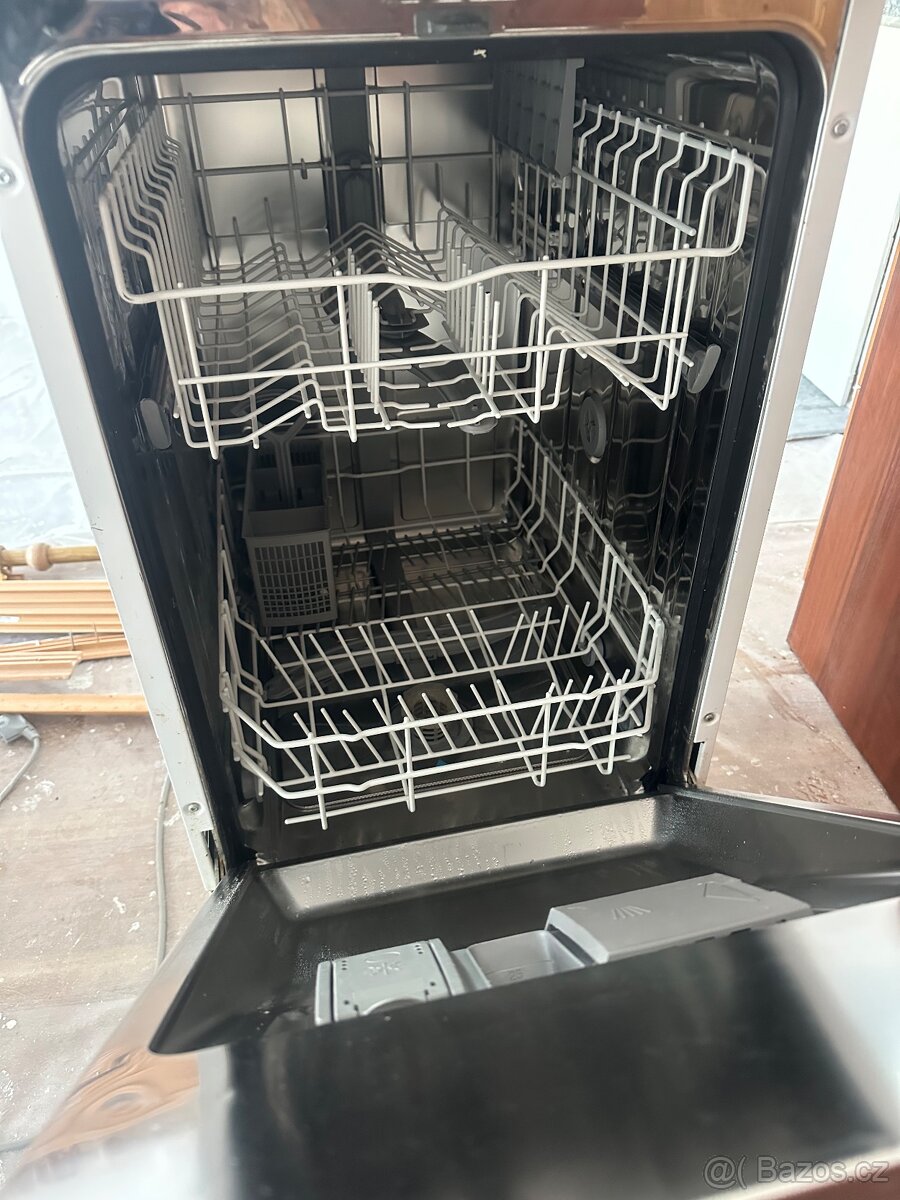 Myčka na nádobí BOSCH - 2