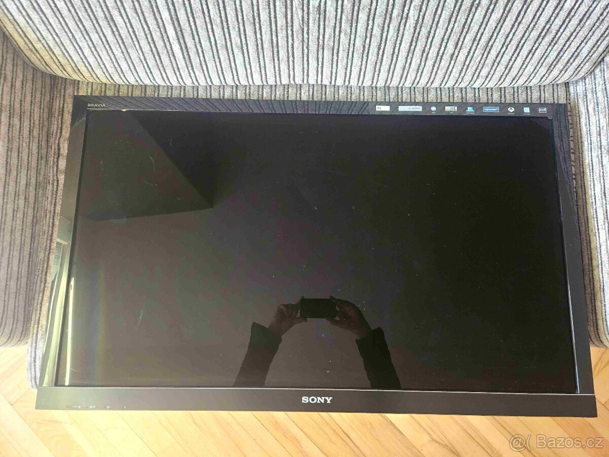 Sony Bravia KDL-46HX800 - 2
