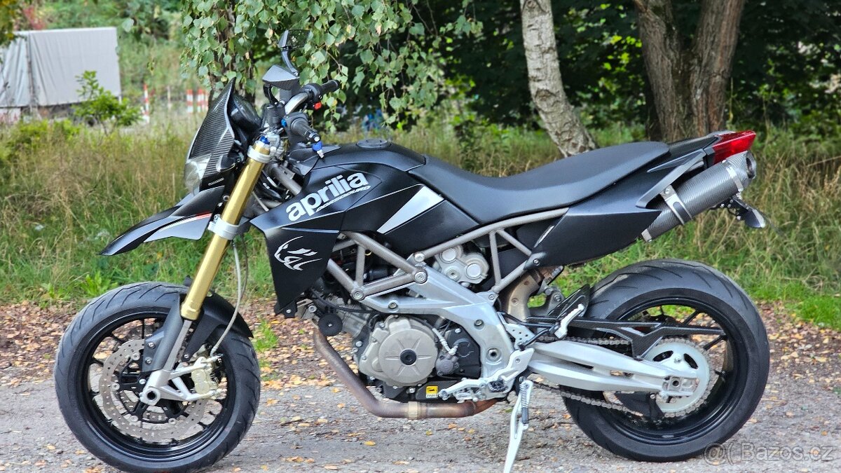 Aprilia Dorsoduro 750 r.v. 2010 - 2