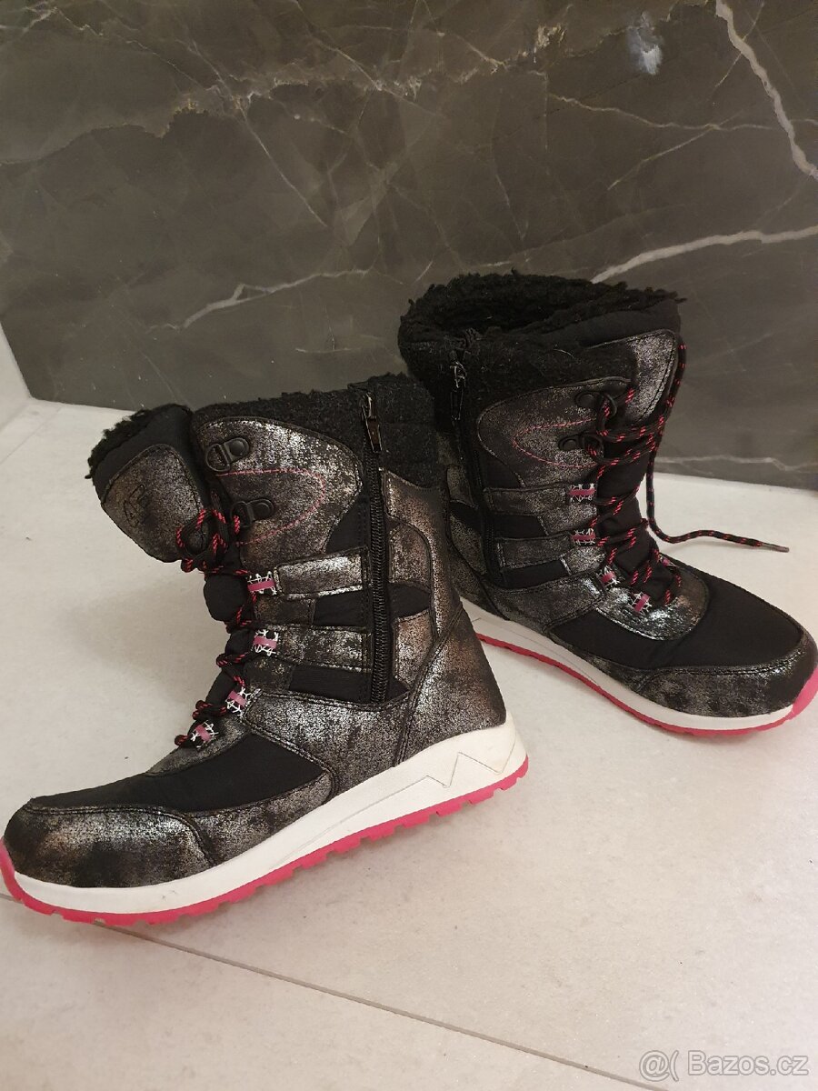 Dětské dívčí sněhule 4F, velikost 37, jako nové - 2