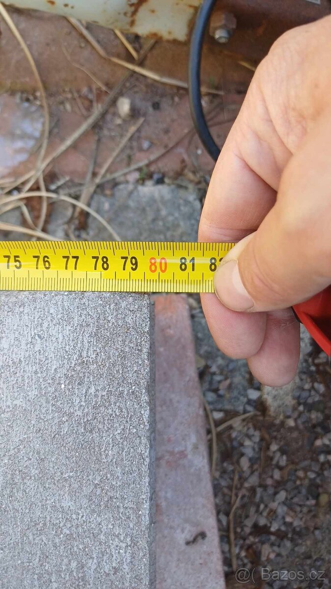 Silniční obrubník BEST 79,5 cm - 2