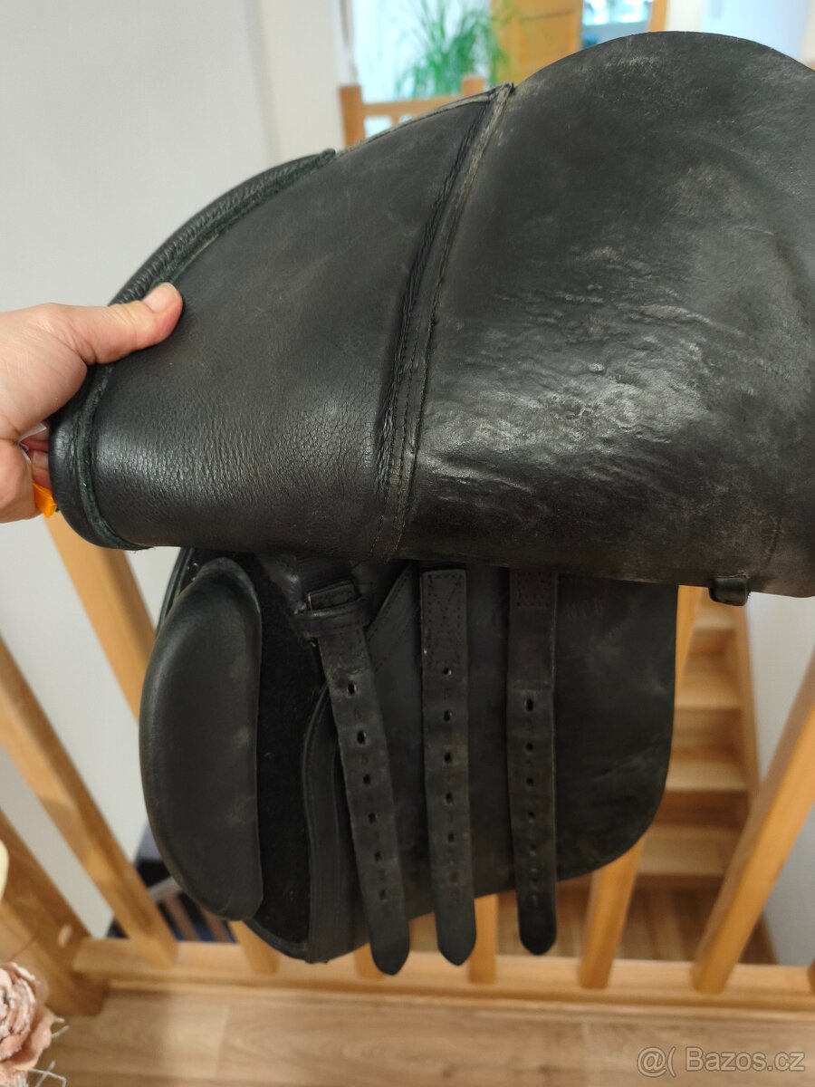 Všestranné sedlo Kent&Masters 16,5 - 2