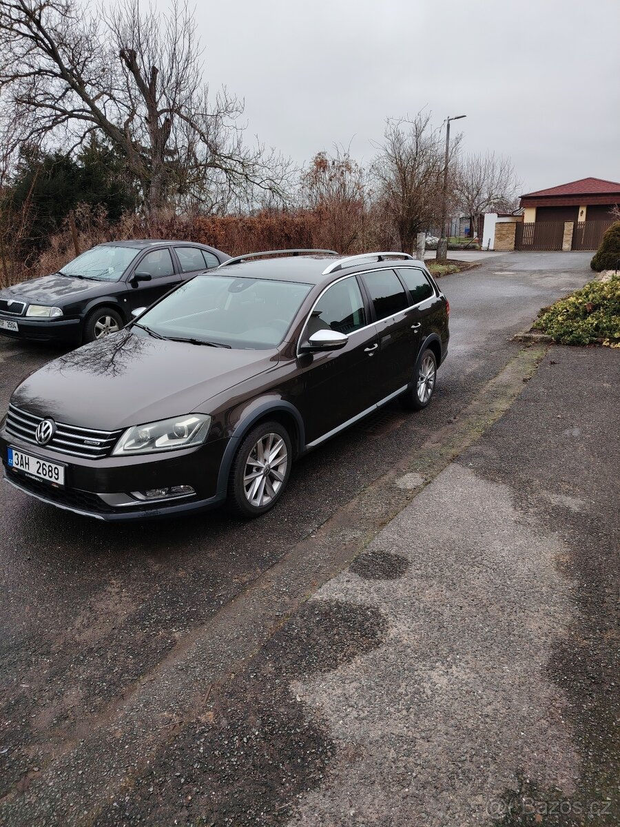 Volkswagen Passat - 2