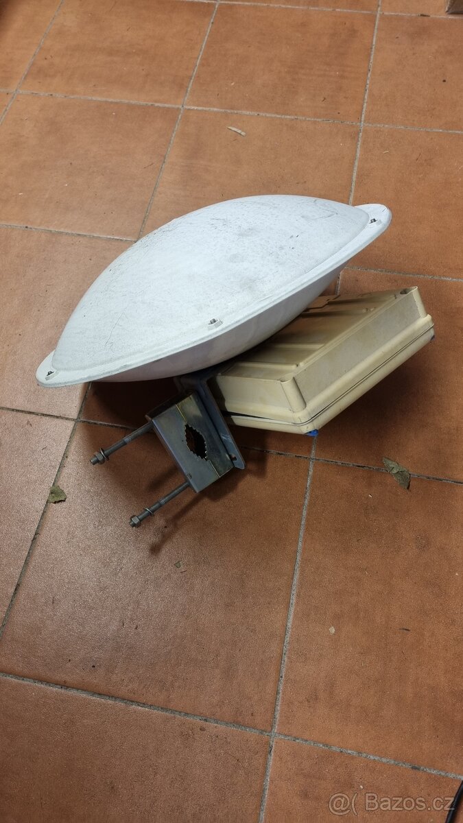 Mikrotik Routerboard RB911 Lite5 s anténou Jirous 24dB - 2